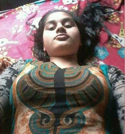 deshi porn bhabhi|Desi Bhabhi Sex: Village Amateur Porn feat. Localpron 